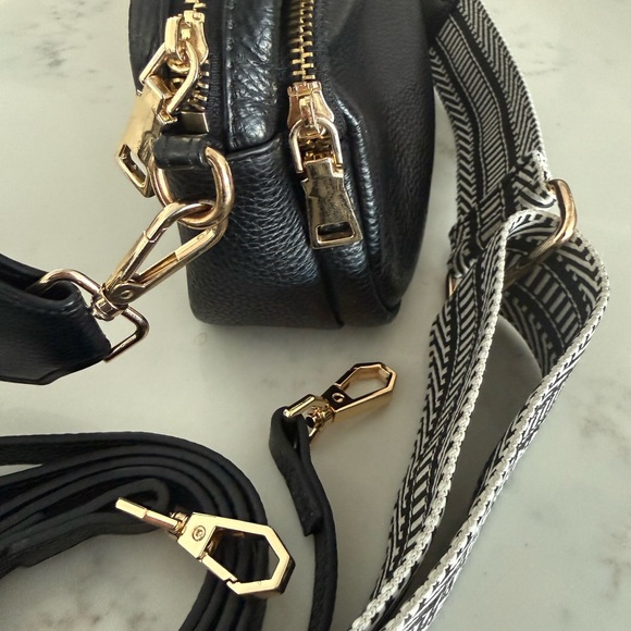 POM POM LONDON Black Mayfair  Crossbody Bag - Picture 3 of 11